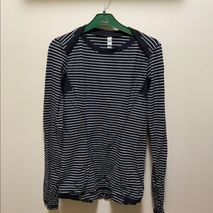 Lululemon base runner striped size 6